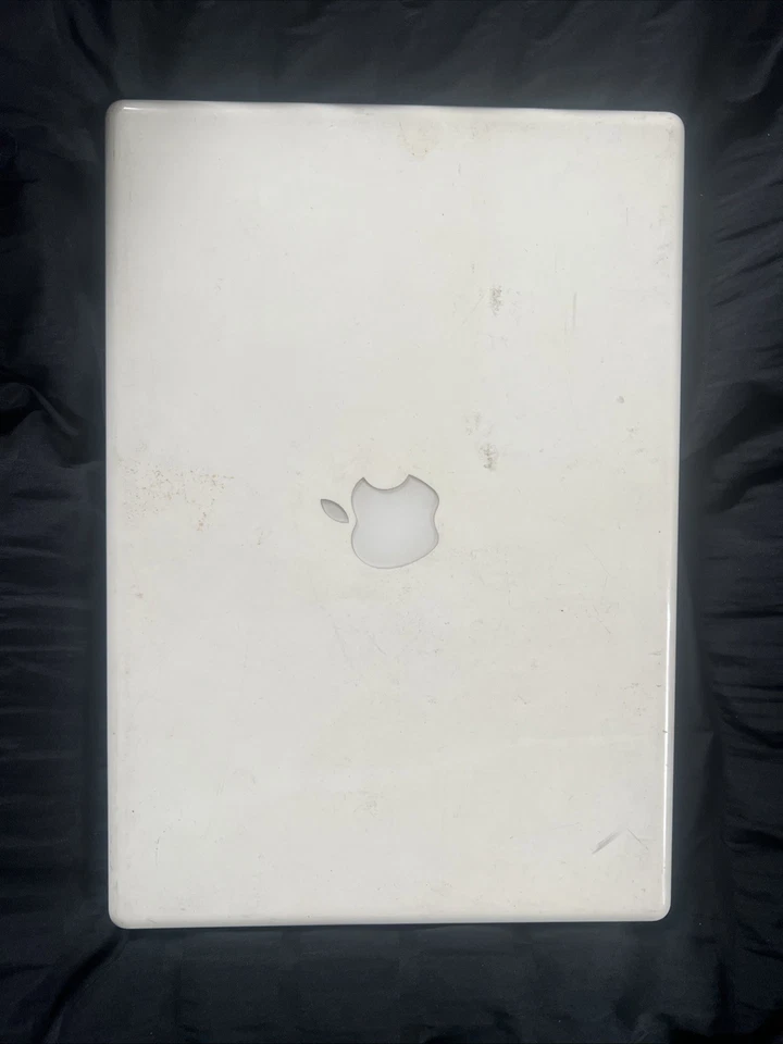 Macbook Unibody 2009 13,3” Intel Core 2 Duo 8 GB RAM-256 GBSS PARA REPUESTOS Foto 2 de 3