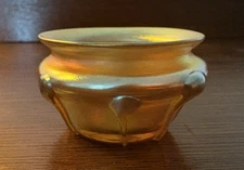 Tiffany Studios Gold Favrile Glass Salt Dish With Applied Lily Pads