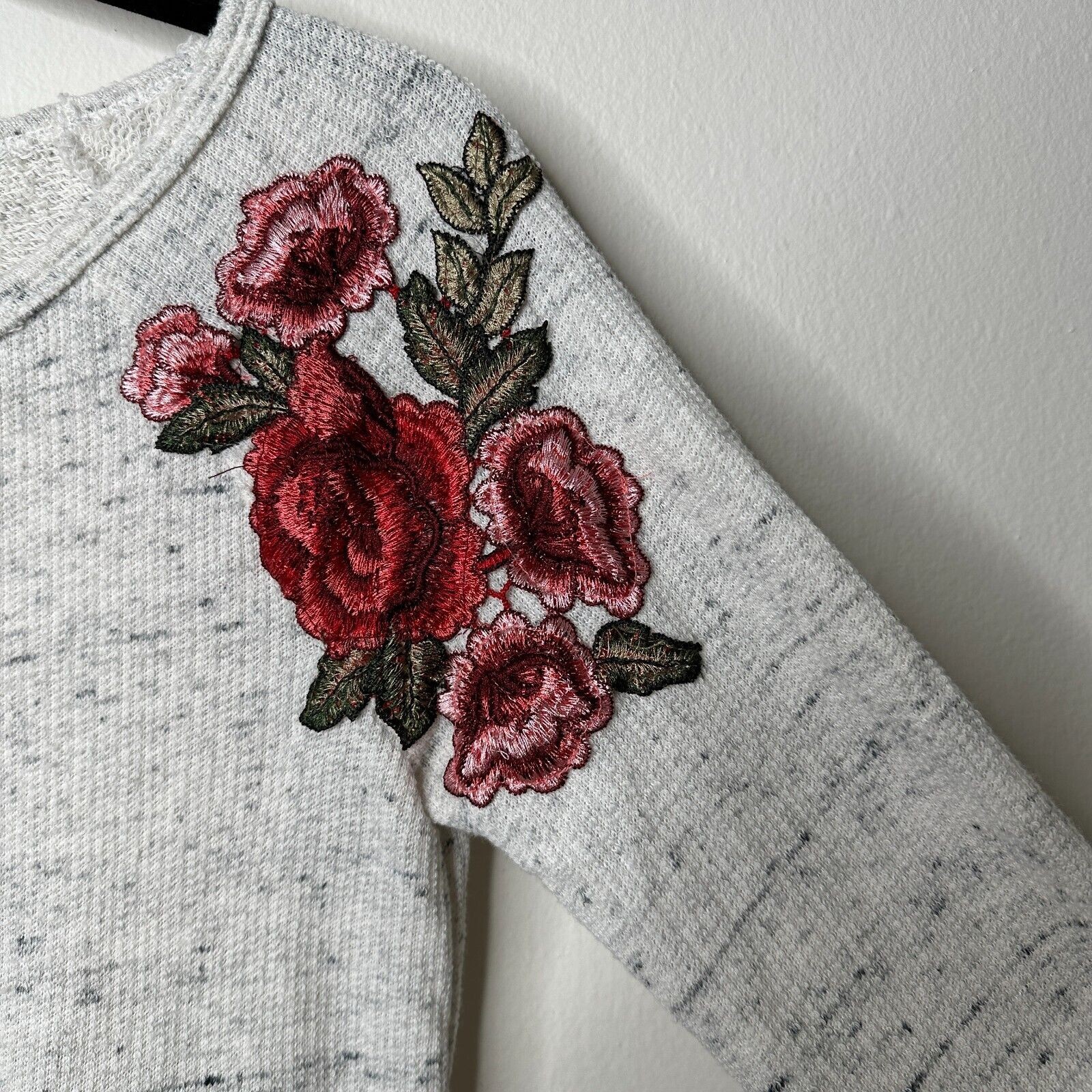 Peyton Jensen White-Gray Heathered Embroidered Ro… - image 2