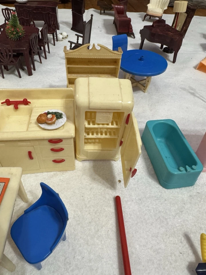 Rare Vintage 1940-50’s Dollhouse Furniture Renwal, Ideal Huge Group 75 Pieces + - Image 3 of 4