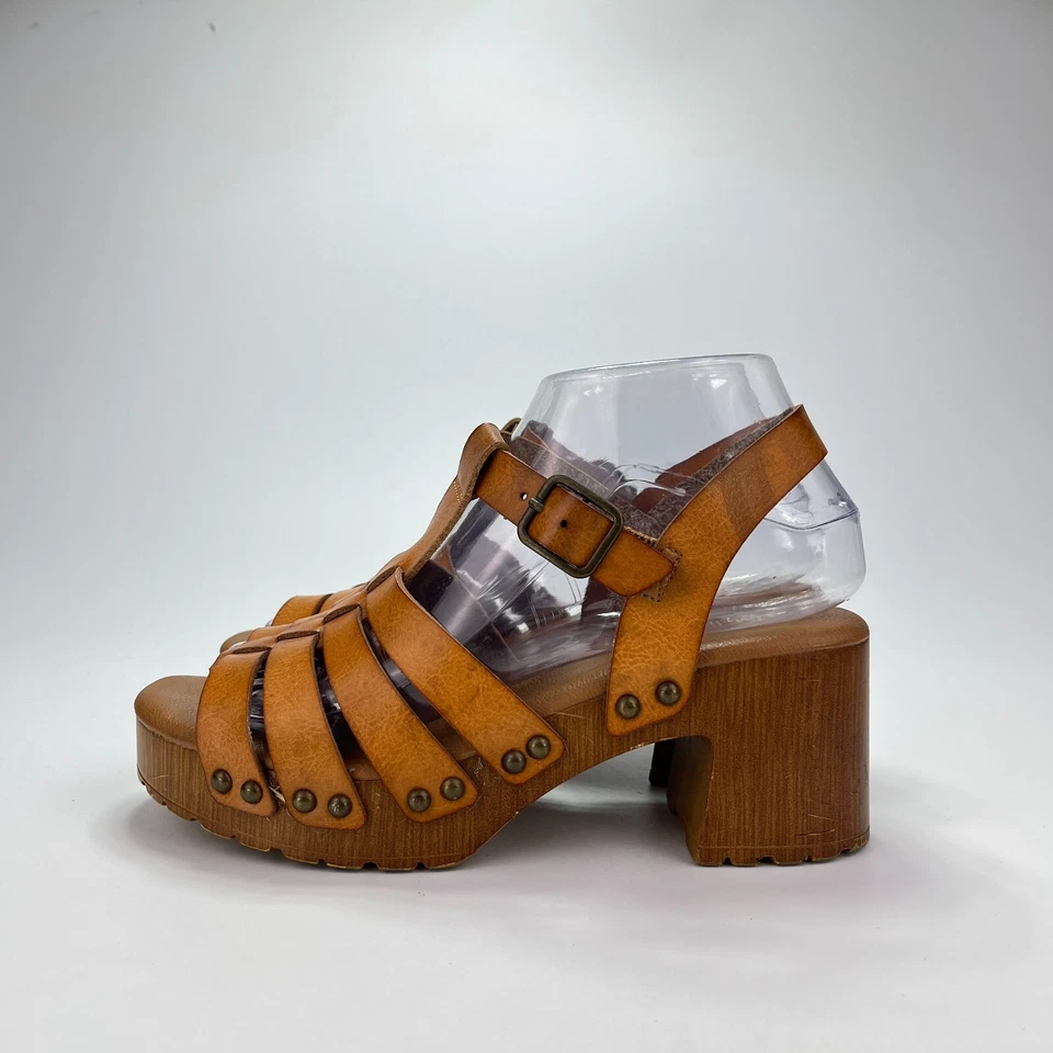 Женские босоножки LimeLight Everlee желтовато-коричневые кожа с ремешками на блочном каблуке размер 7 - Изображение 2 из 4