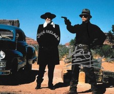 * MAXWELL CAULFIELD * signed 8x10 photo * SUNDOWN: THE VAMPAIRE IN RETREAT * 1
