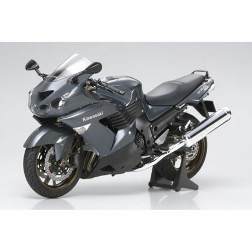 TAMIYA 14111 Kawasaki ZZR 1400 1:12 Bike Model Kit