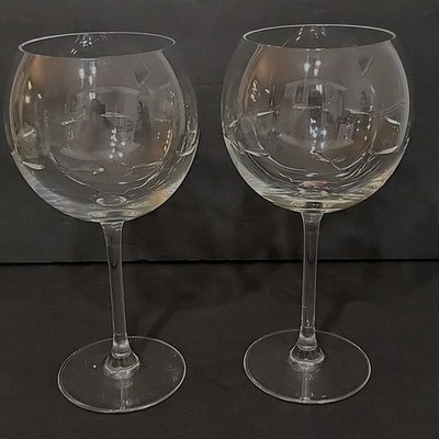 Set of 2 C&S Chef & Sommelier Etched Fish Stemmed Wine Glasses Vtg 