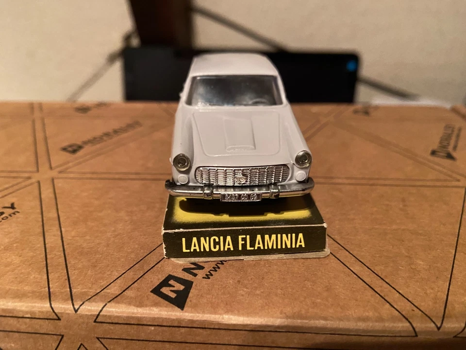 NOREV PLASTQUE ANCIENNE LANCIA FLAMINIA N°58- ÉCHELLE 1/43 IDEM PAYA - Photo 2/4