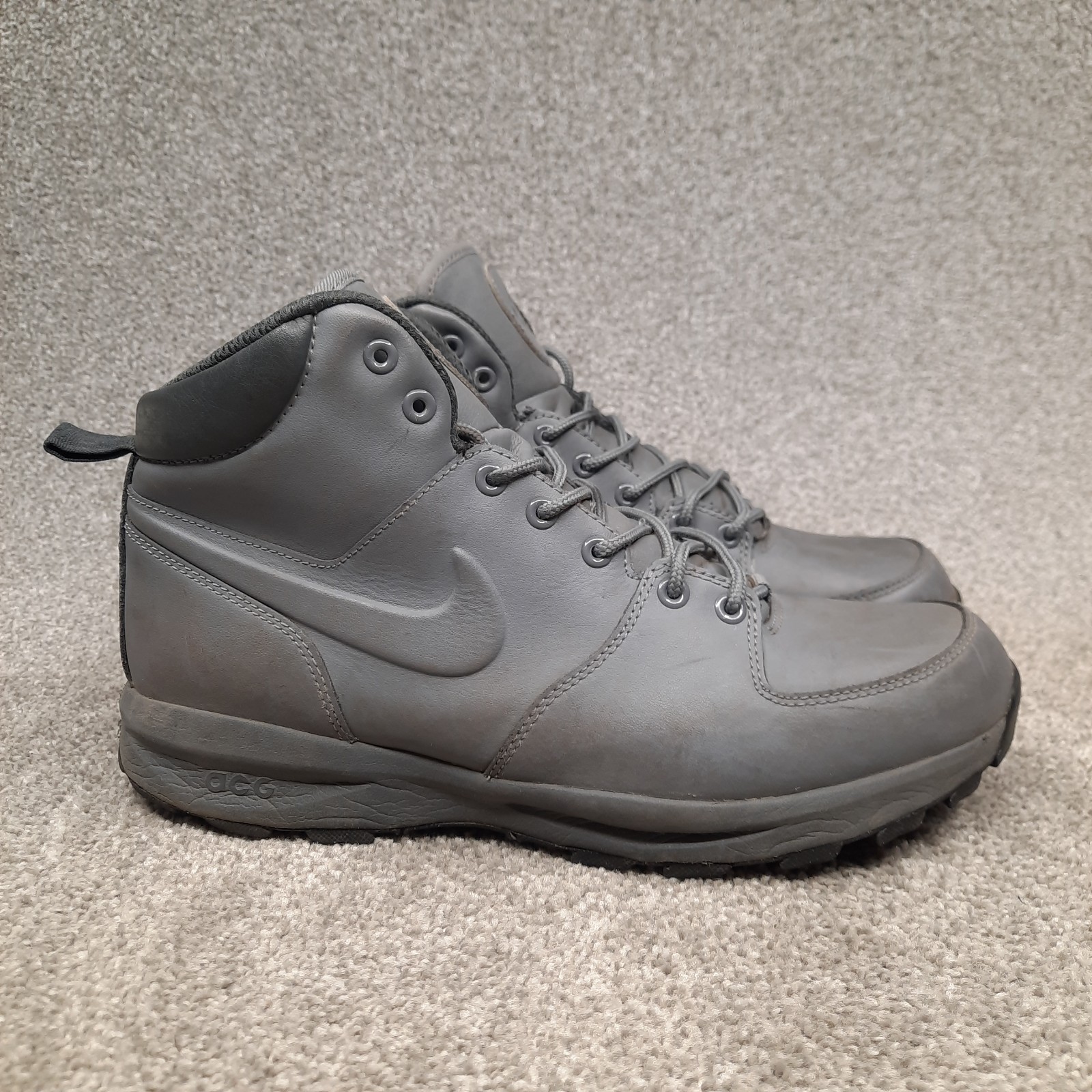nike acg boots mens size 12