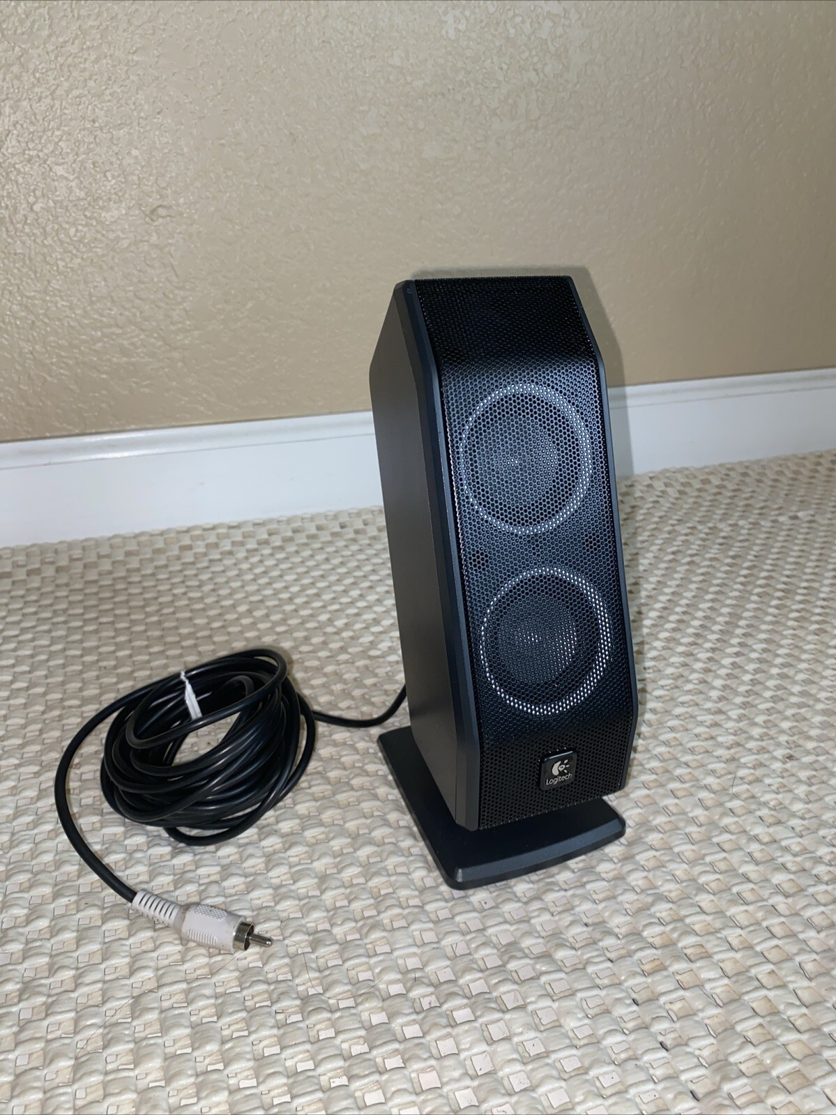 Logitech X-540 Rear Right Computer Speaker Only White Plug T