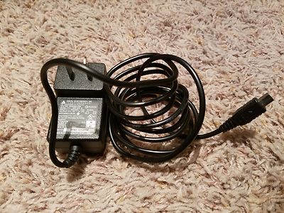 Delta ADP-5FH AC Power Adapter Charger with mini USB Plug Output 5V 1000mA 1A