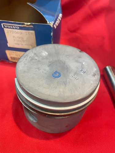 Volvo Penta Piston Kit P/N 272003 - Picture 5 of 7