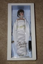 THE FRANKLIN MINT JACKIE KENNEDY "THE JACKIE DOLL" - MINT IN BOX New In Box 