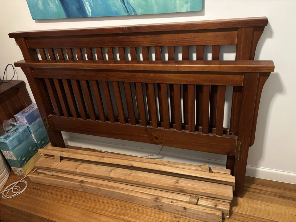 Queen Bedroom 4 Piece Suite  - image 4 of 4