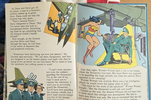 Vintage Wonder Woman Cheetah On The Prowl 1982 Fisher-Price Story Book NO TAPE - Imagen 5 de 5