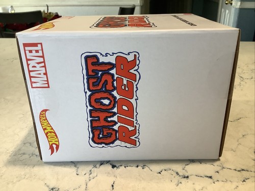 SDCC 2022 Hot Wheels Ghost Rider con veicolo Mattel Creations RLC Marvel - Foto 8 di 8