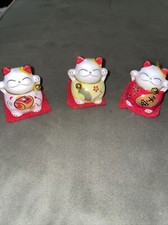 Maneki-Neko Japanese Lucky Cats 1 1/2 inches tall Set Of 3