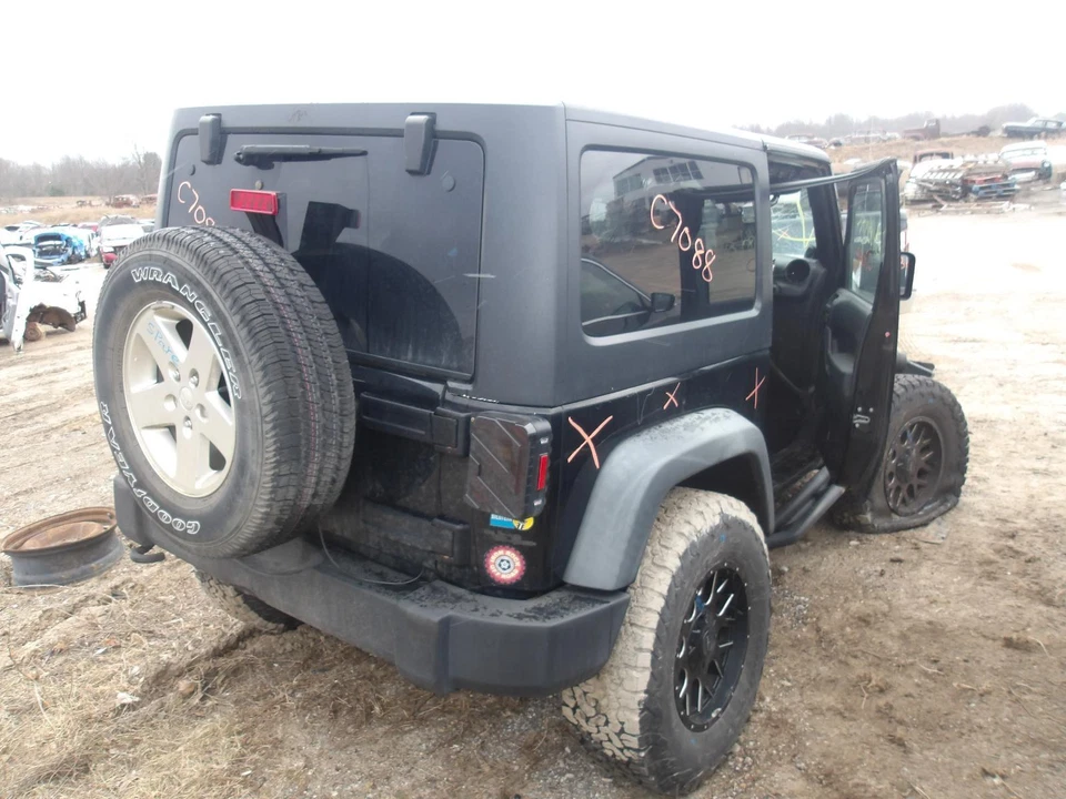 Motor de limpiaparabrisas usado para: Jeep Wrangler 2011 grado A Foto 4 de 4