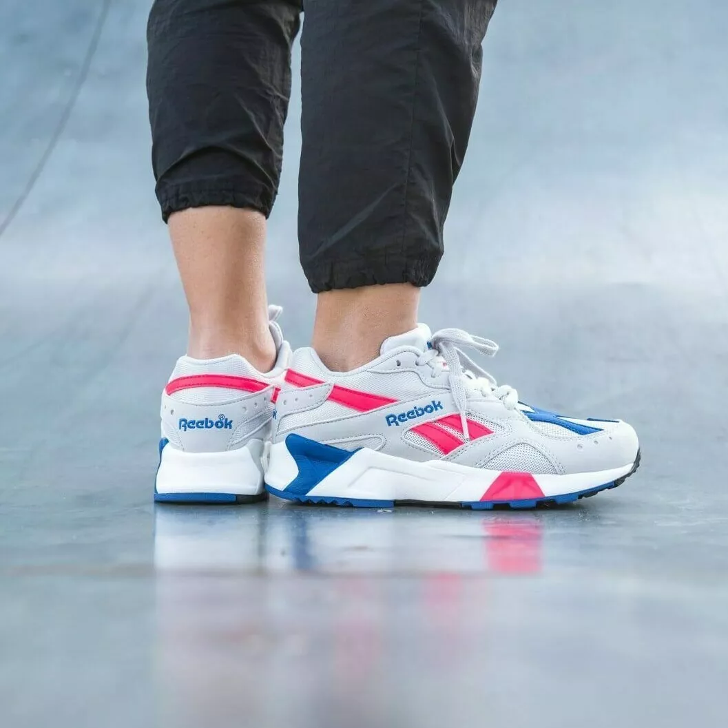 Size 4 Unisex Youth Women s 5.5 Reebok Aztrek Sneakers DV3941 Grey Pink Blue