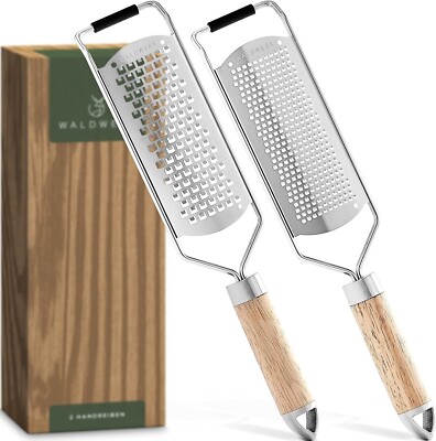 WALDWERK Käsereibe 2er Set | Holzgriff, Edelstahl, für Parmesan, Muskat, Zitrone
