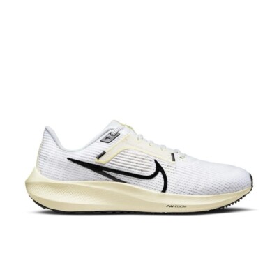 Nike Air Zoom Pegasus 40 Size 11 Women s White Black Running Shoe DV3854-100