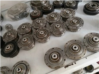 For 1PC HD Precision Harmonic Reducer CSF-17-80-2UH CSF 17-80-2UH CSF17-80-2UH