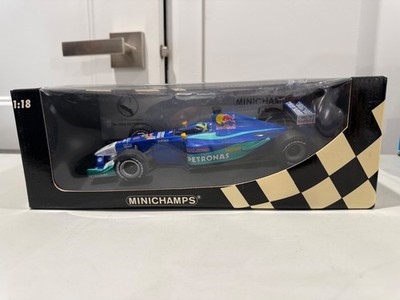 Minichamps Sauber Petronas C21 Felipe Massa 2002 1/18 Scale Diecast Red Bull F1