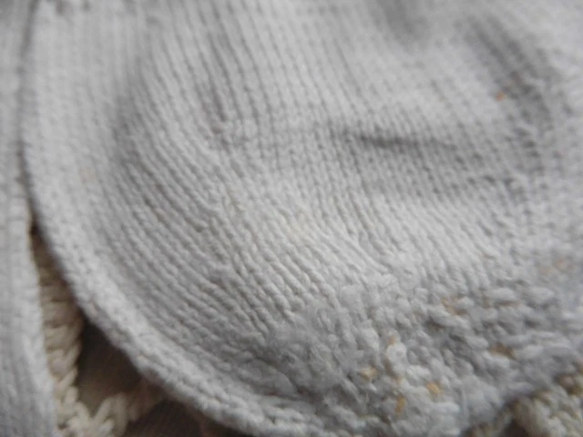 ANCIENNE PAIRE DE CHAUSSETTES DAME COTON BLANC TRICOTEES"1900" FOLKLORE - Photo 3/4