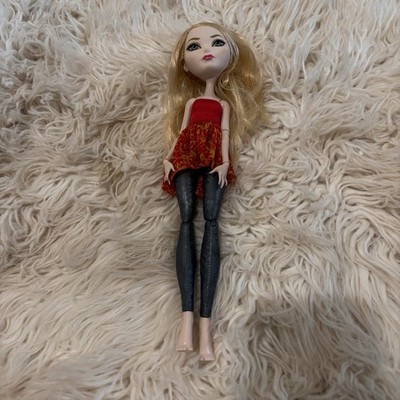 Ever After High Apple White Dragon Games Doll