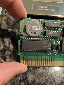 The Legend of Zelda (Nintendo NES, 1987)  Authentic Tested Gold Cartridge Only