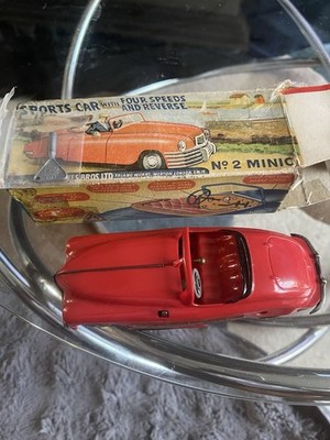 Vintage roter Triang Minic Nr. 2 Viergang Sportwagen mit Originalkarton. 50er Jahre