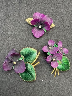 Lot of 3 Vintage West Germany Lucite Enamel Purple Violet Pansy Flower Brooches