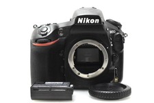 NIKON D810