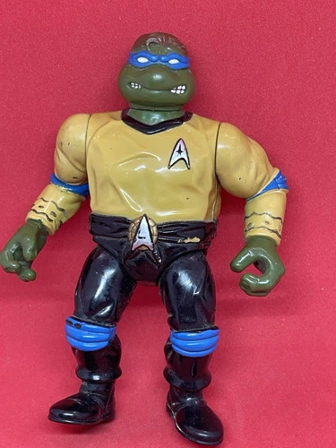 TMNT Star Trek Captain Leonardo Action Figure Vintage Loose 1994 Playmates Toys
