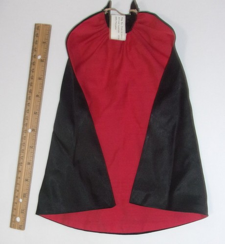 Hamilton Gifts Universal Studios 1991 Vintage Dracula Replacement Cape