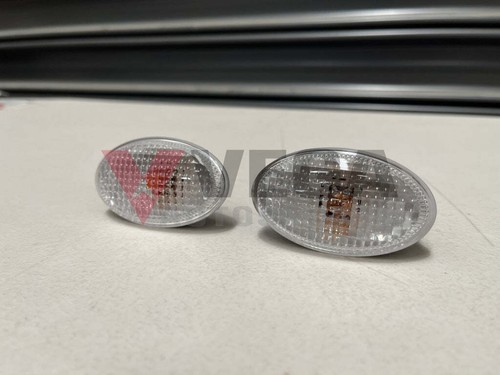 Clear Side Indicator (2-peice) to suit Subaru Impreza WRX STi GDA GDB 02-07 8440 - Picture 3 of 4