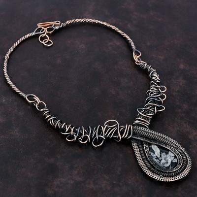Chrysanthemum Stone Wire Wrapped Chain Trendy Daughter Necklace Jewelry Copper