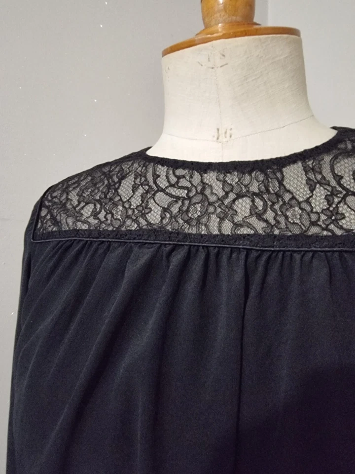 MAJE : BLOUSE NOIRE 100 % SOIE DENTELLES BOHEME BLUSE SHIRT - Photo 2/4