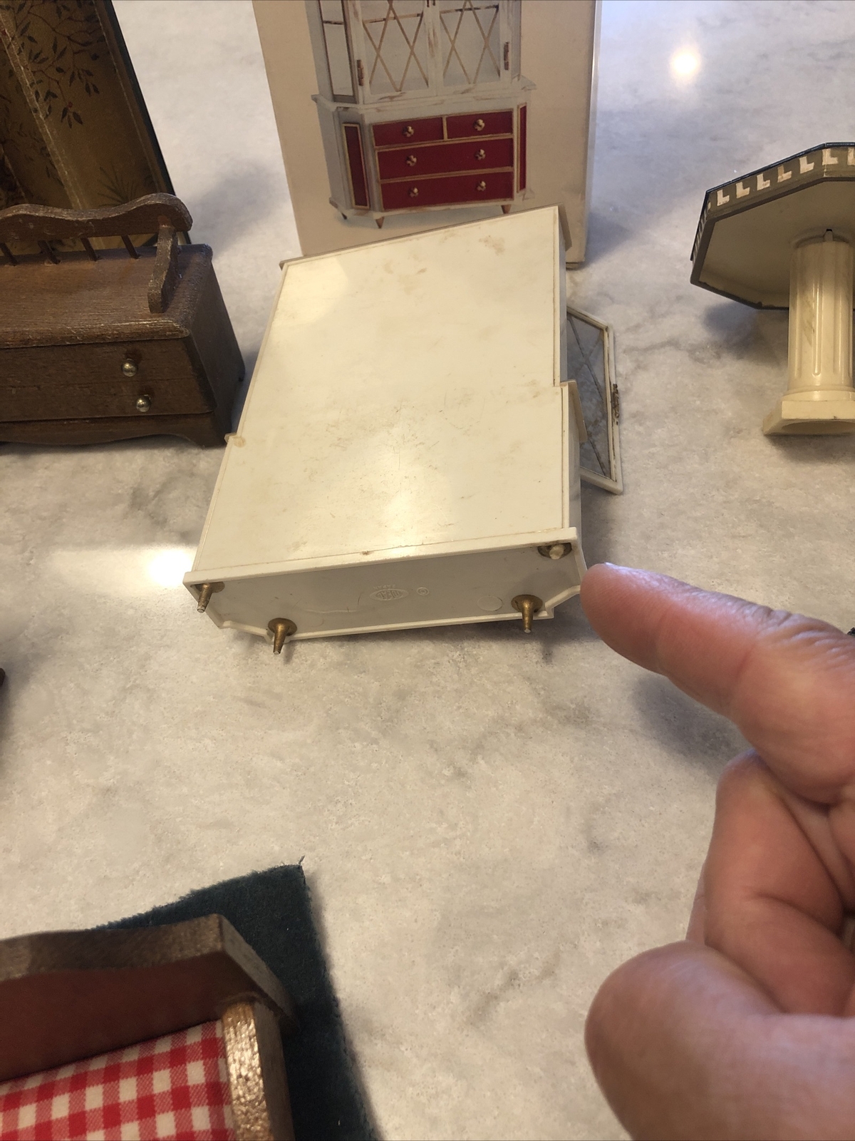 Picture 16 of 24
