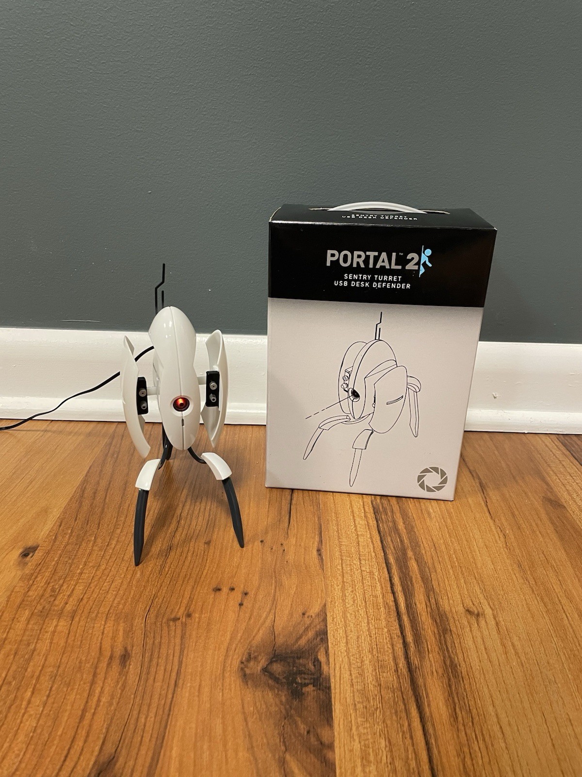 ThinkGeek Portal 2 Sentry Turret USB Desk Defender by Valve Lights And Has Sound