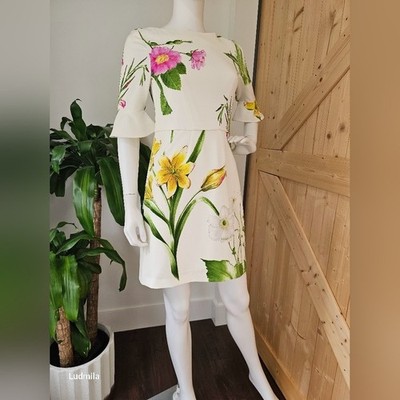 OASIS size 8 Woman's Multi Floral Mini Dress