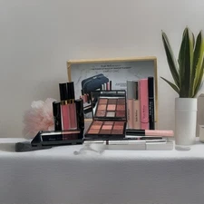 Trish McEvoy The Power of Makeup Makeup Planner Simply Chic - Denim