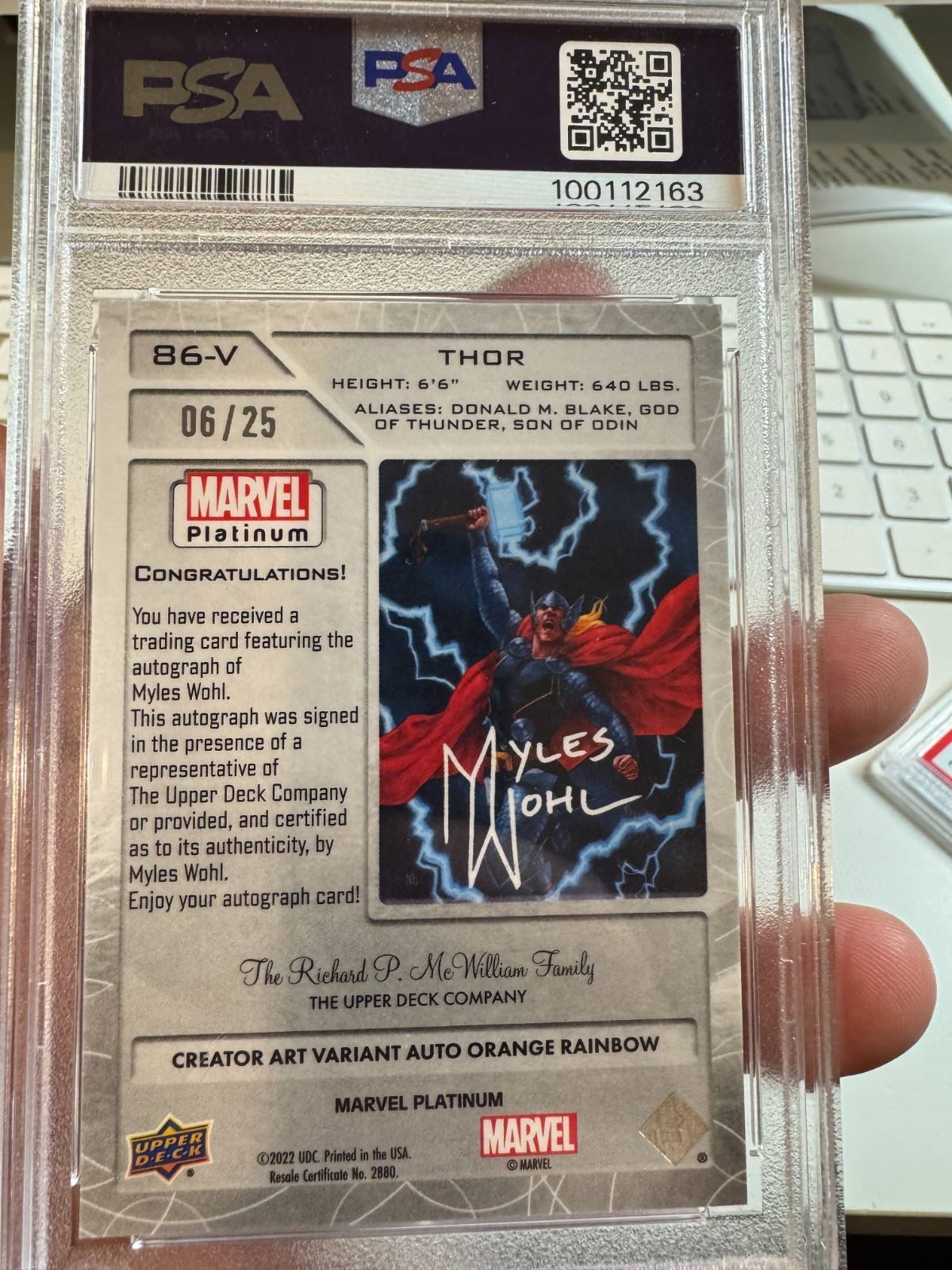 2023 Marvel Platinum Thor #86-V Myles Wohl Auto Orange Numbered /25 PSA 8 view 2