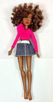 L.U.V. Fashion Doll Londynn Articulated African American Doll with Outfit