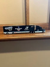 2001 Dale Earnhardt #3 GM Goodwrench Service Plus & Oreo Haulers 1/64