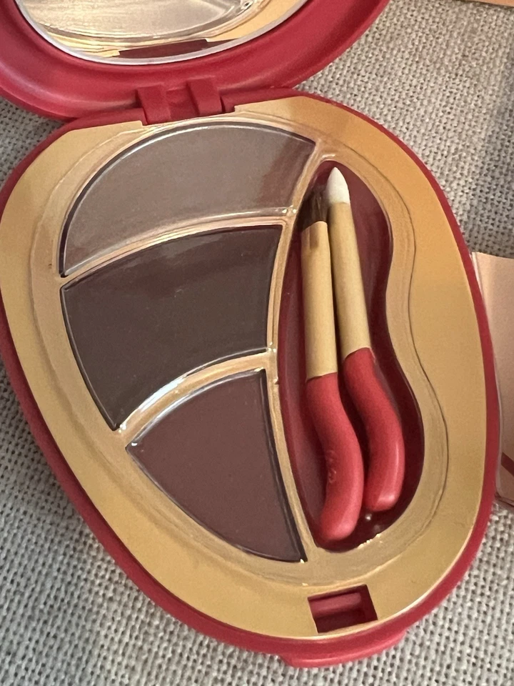 Nina Ricci LIP TRIO Compacto En Caja Original con Inserto Nuevo Stock Antiguo NUNCA USADO Foto 3 de 4