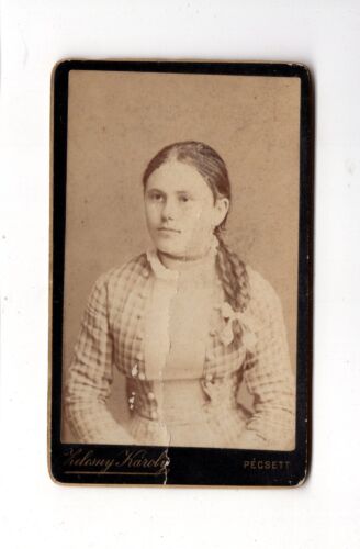 Photo CDV Portrait Femme - Pecsett Pécs/Hongrie années 1880 - Photo 1/2