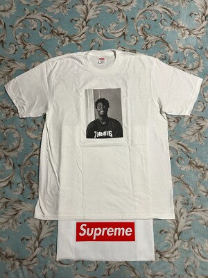 SUPREME THRASHER HAROLD TEE (WHITE) (XL) FW24 NIKE SB DUNK SUPREME THRASHER HAROLD TEE (WHITE) (XL) FW24 NIKE SB DUNK