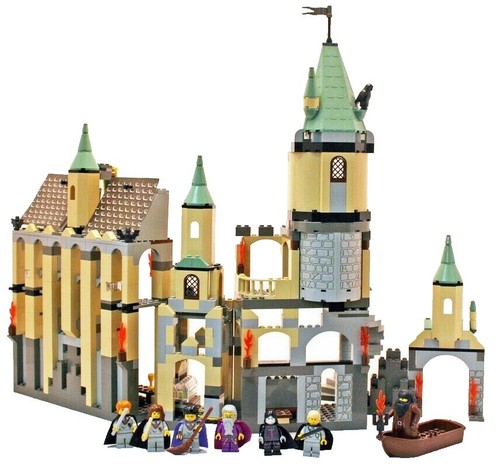 LEGO HARRY POTTER 76392 Hogwarts Wizard's Chess Target Exclusive