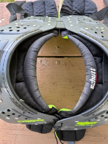 Schutt DS Flex X Large Fußball Schulterpolster Jugend 15-16” 34-36” - Bild 9 von 21