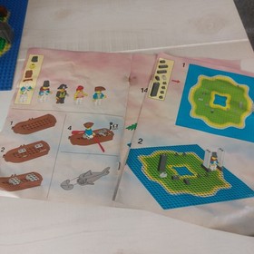 LEGO 6270 Pirates: Forbidden Island & Instruction Booklet Near Complete