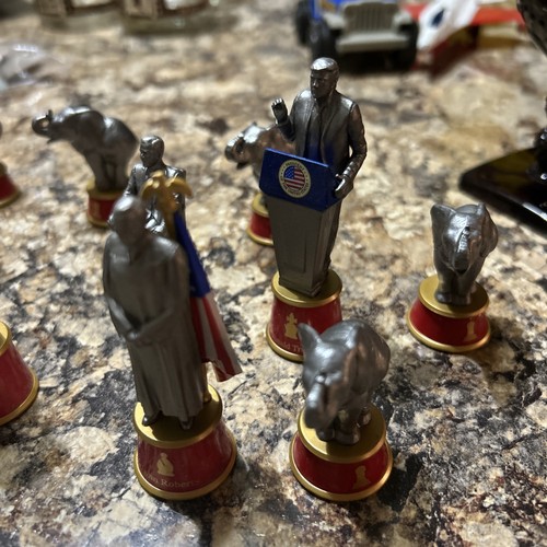 45th President DONALD TRUMP & Pence Battle for the White House Chess set  2020
