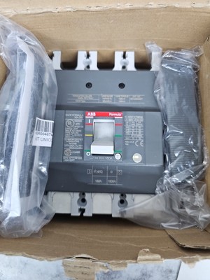 New not original box ABB 1SDA069983R1 150A 240V 3P SACE Formula Circuit Breaker